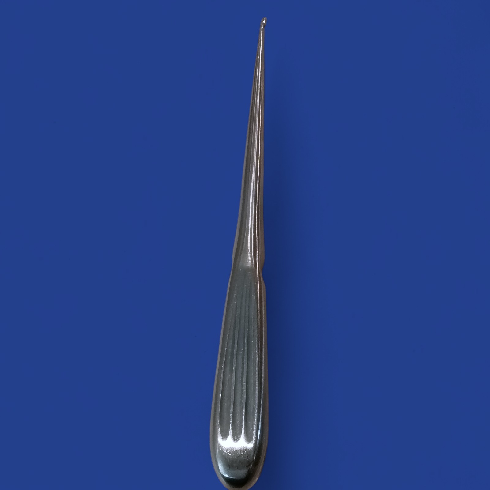 V. Mueller OS992-500 Bruns Bone Curette Size 000 Straight Stainless Germany