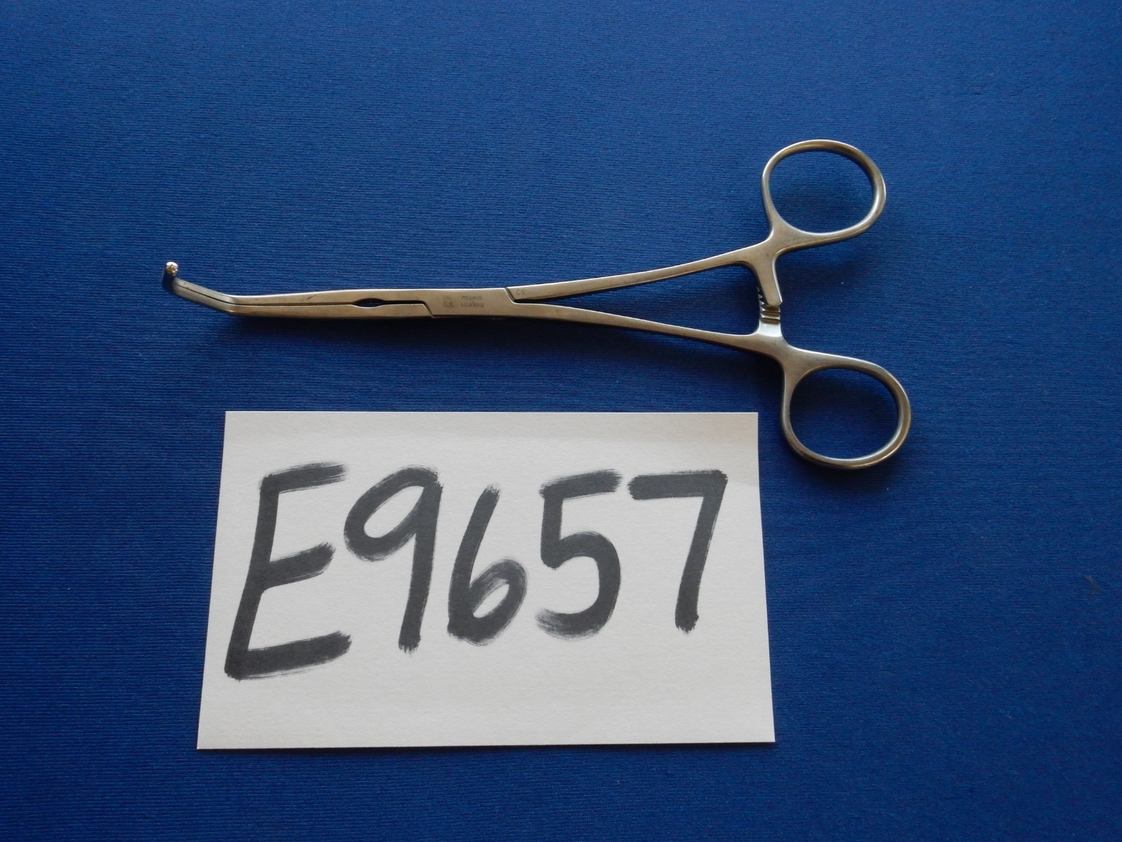 Pilling 35-4750 Beck Angled Jaws Miniature Pediatric Clamp 7″
