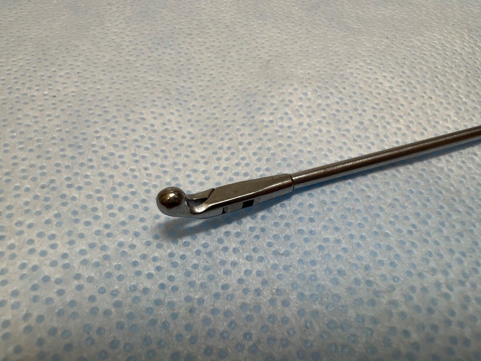 Karl Storz 8591 W Biopsy Cup Forceps Curved Left 13-1/2″ Length