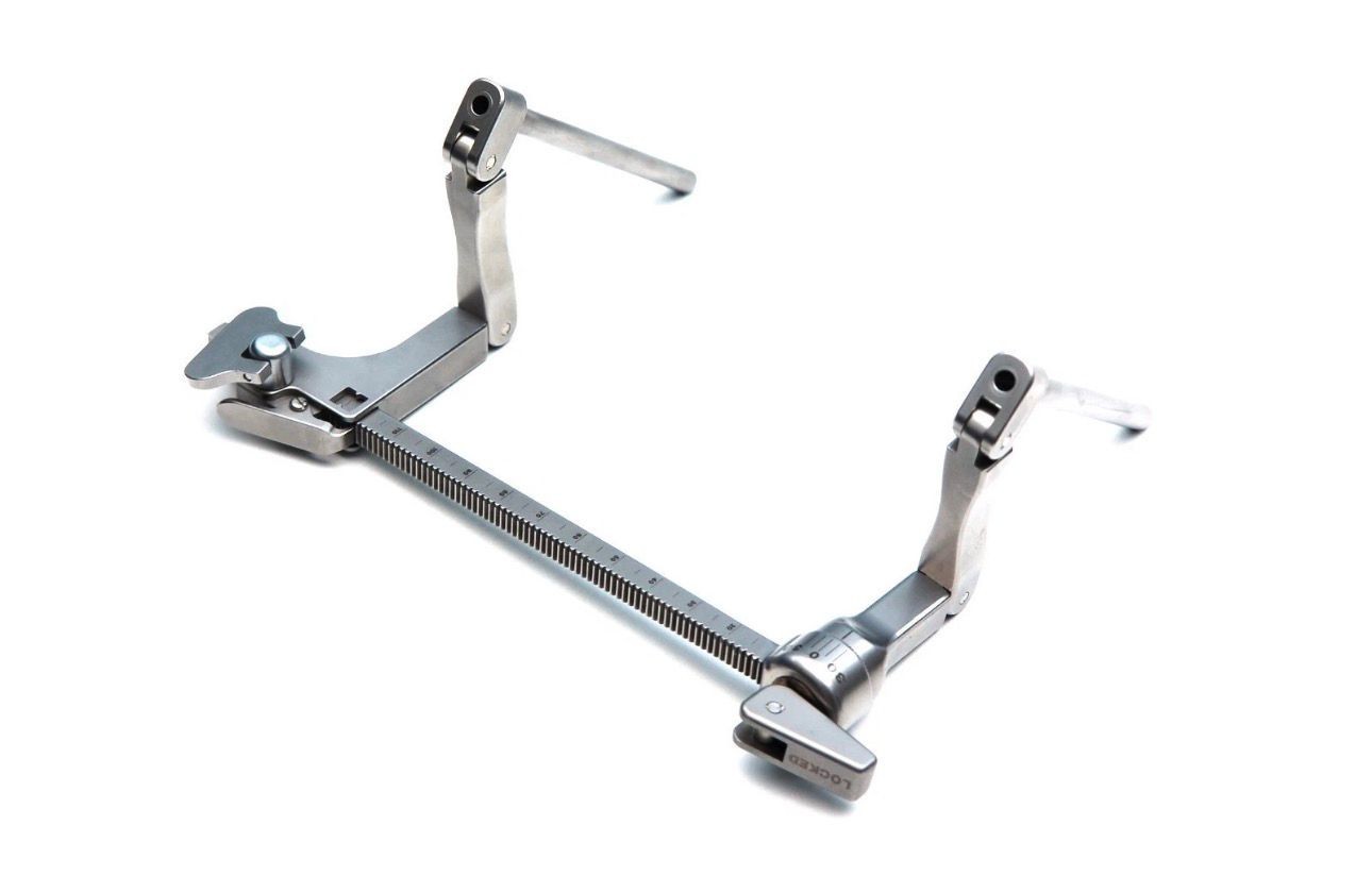 Globus Medical Adjustable Casper pin Retractor Orthopedic Instruments
