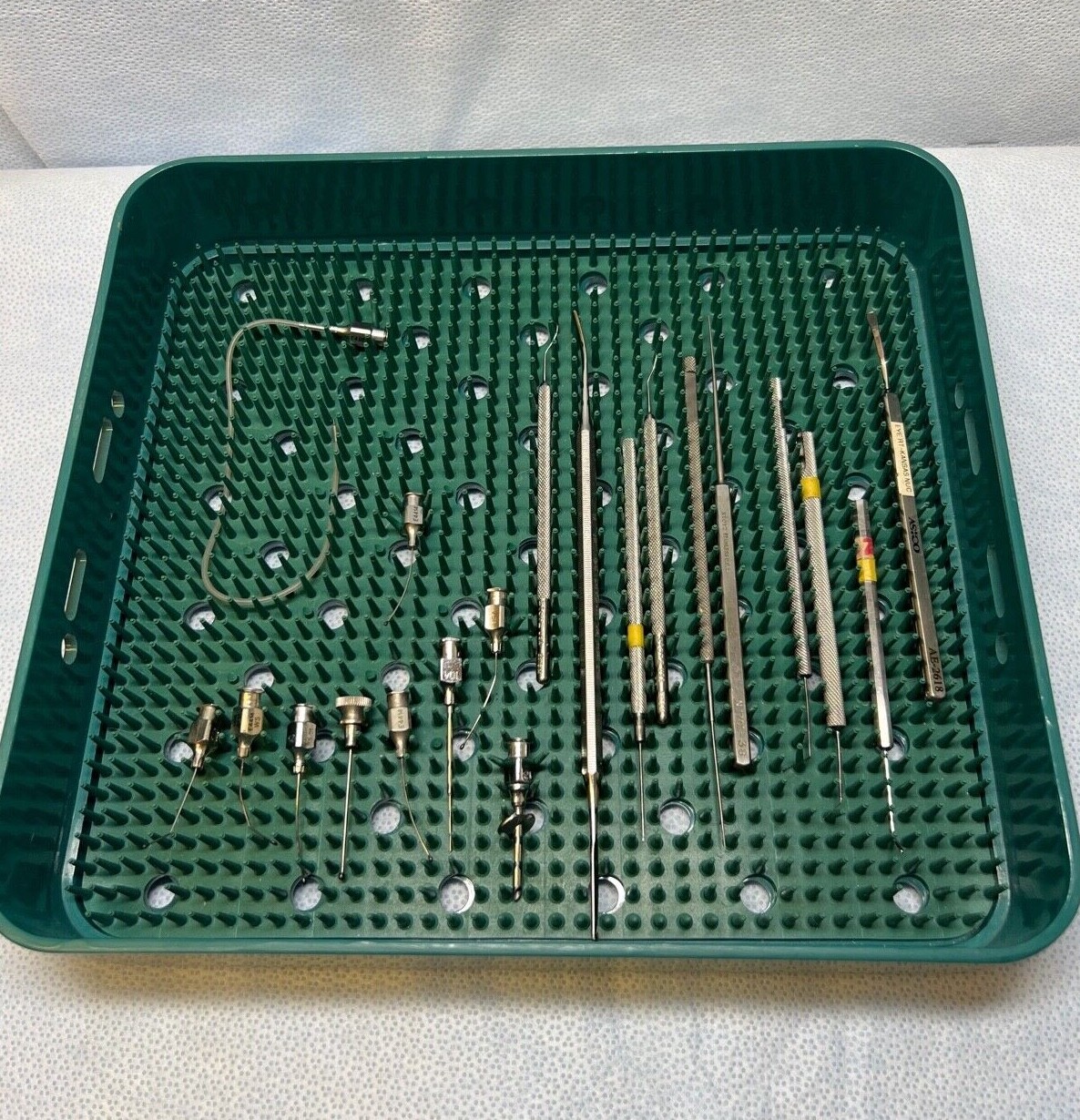 20 Piece Storz/Pilling/Weck/V. Mueller Ophthalmic Instrumentation Tray