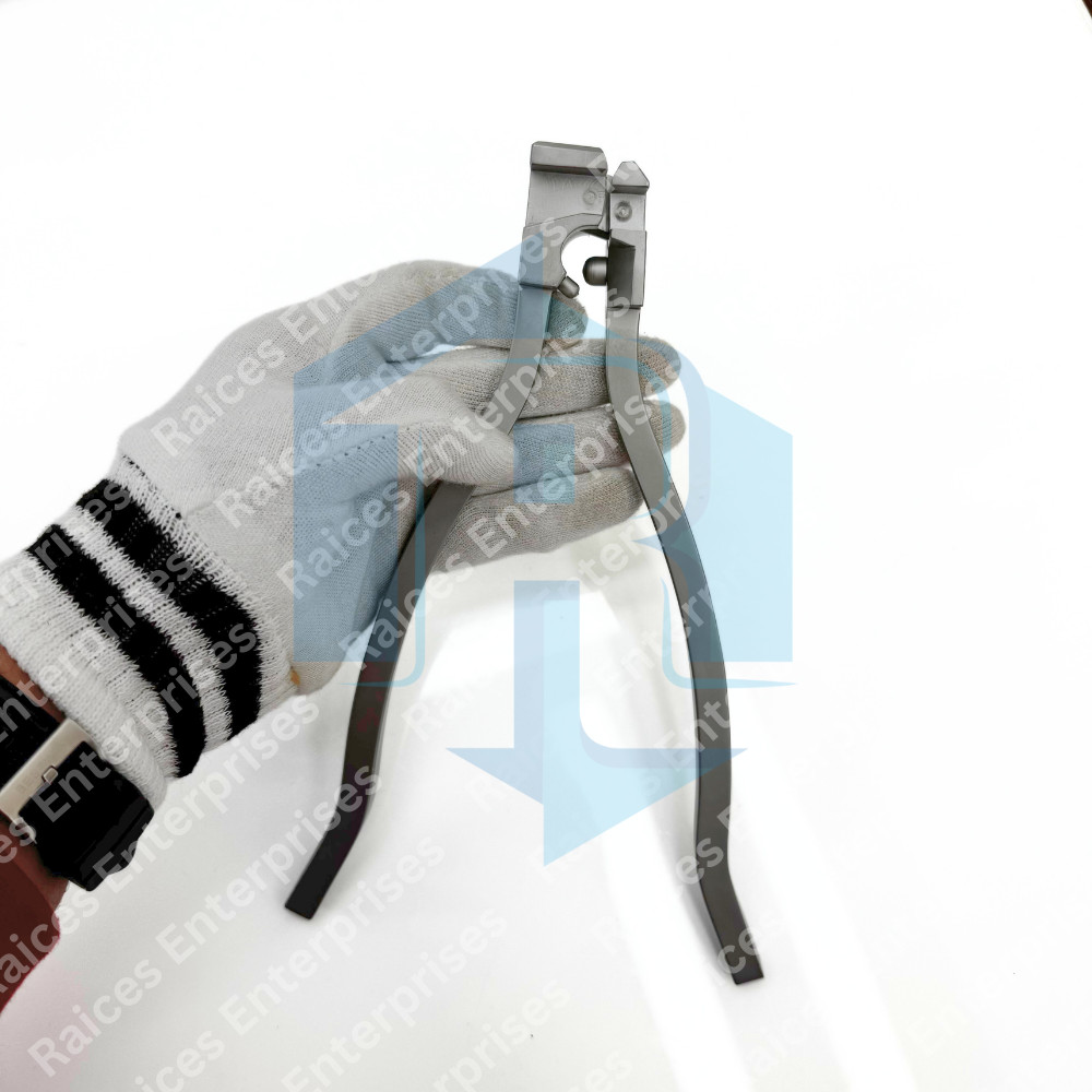 Reconstruction Plate Bending Pliers 2.7 & 3.5mm Bending Veterinary Instruments