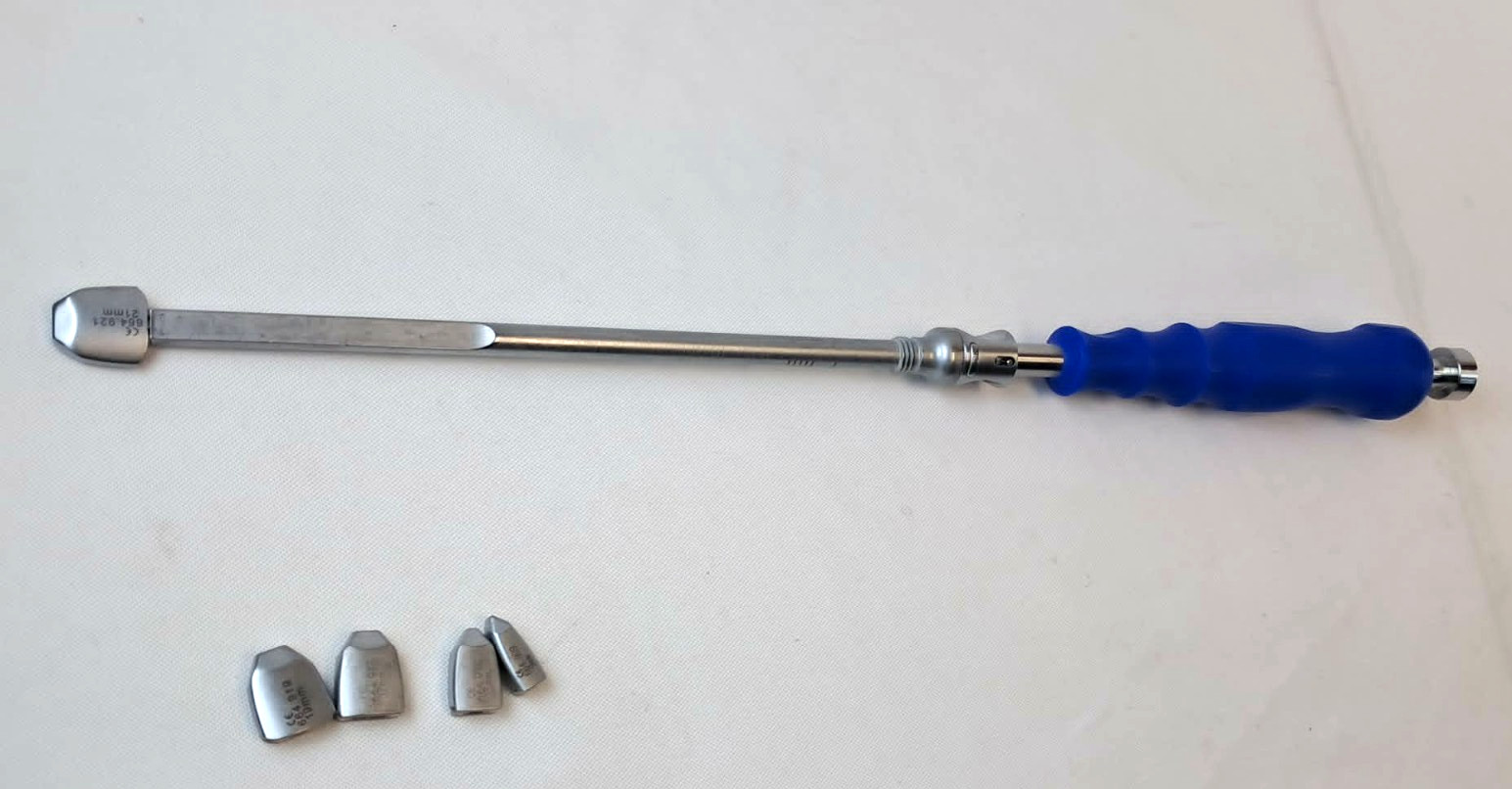 Globus Medical MONUMENT®, INDEPENDENCE® ALIF Trial Holder & Blade Set 7Pc