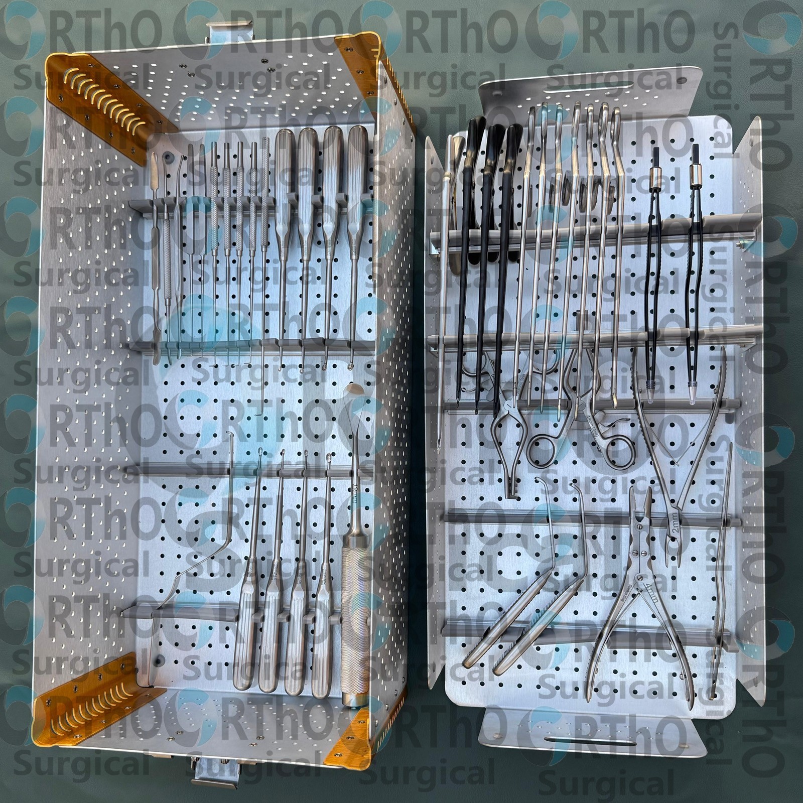 Spinal Cervical Orthopedic Surgery Instrument Set With Aluminum Box With Accurat