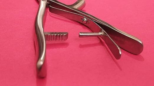 Elastic nail and broken screw removel veterinary