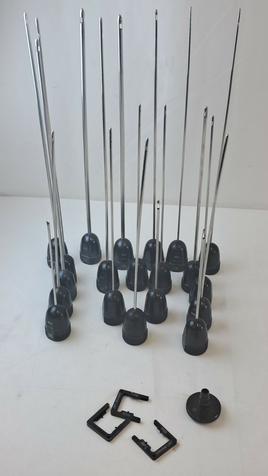 24 pc Tulip 60cc 3.0/3.7/4.4/4.6/6.3mm Liposuction Cannulas w/ Tray