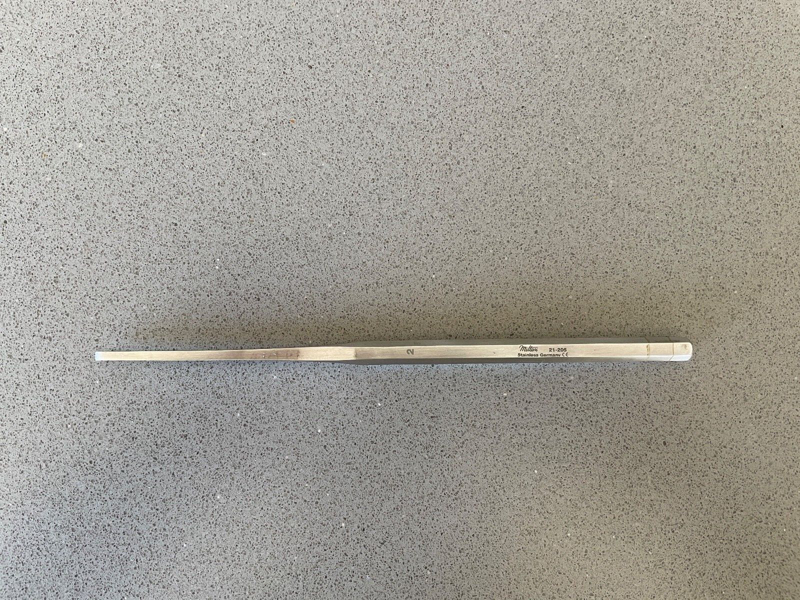 Miltex 21-205-2 Sheehan Osteotome 6 1/4″ Long, 2mm Wide