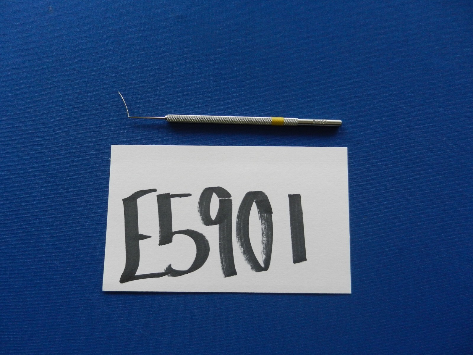 E5901 Storz E0484 Barraquer 0.5x15mm Angled Spatula