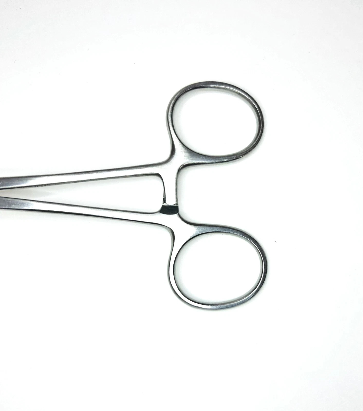 V. Mueller Backhaus 5-1/4″ Towel Forcep, VU2905