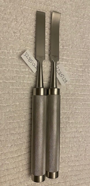 2 PCS COBB OSTEOTOME 11″ STRAIGHT AND CURVED 16MM