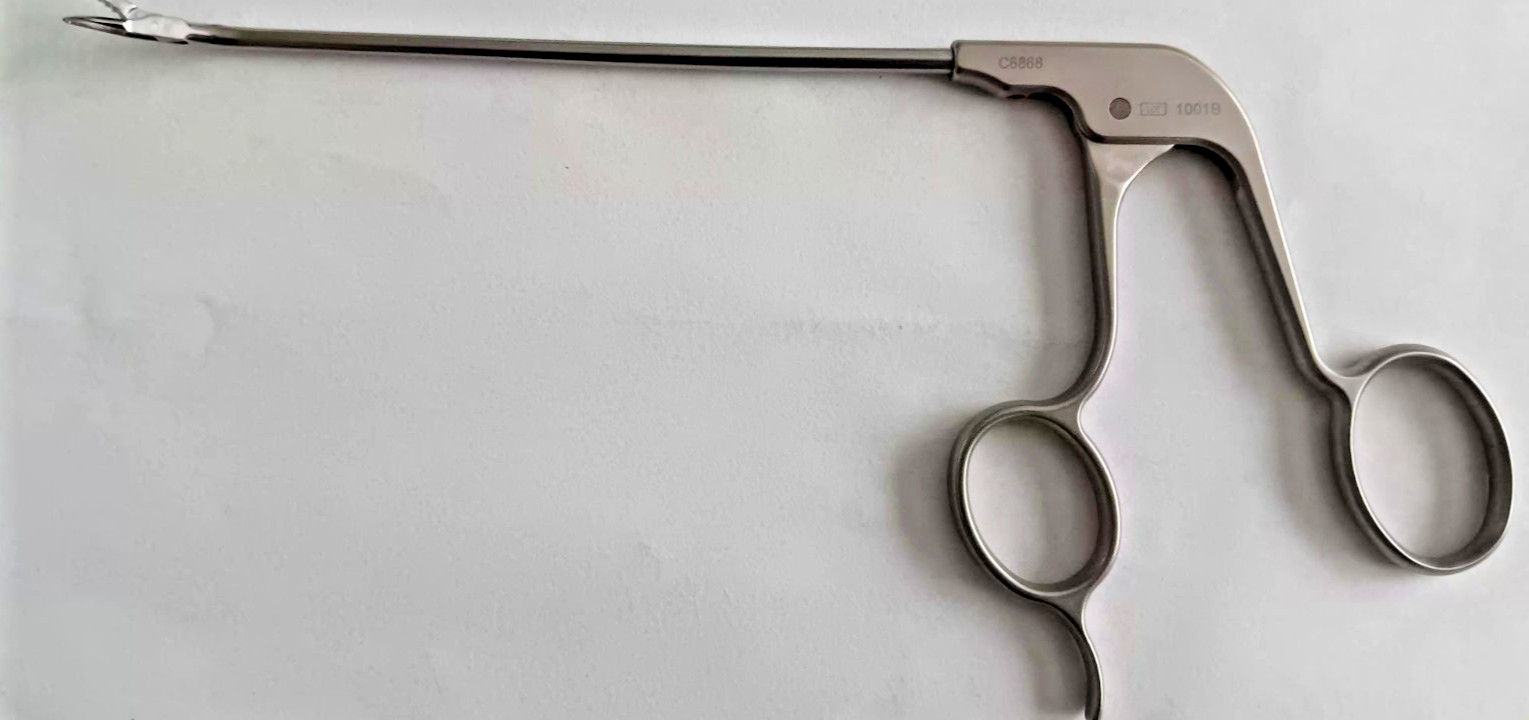 Concept C6868 linear wide bite oblique punch. GC, guaranteed.