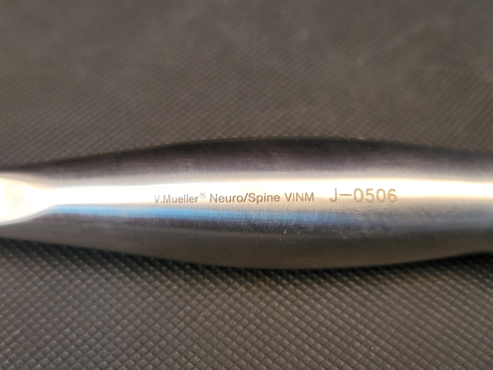 V. Mueller J-0506 Smith Peterson Osteotome Straight 1-1/4″ 8″