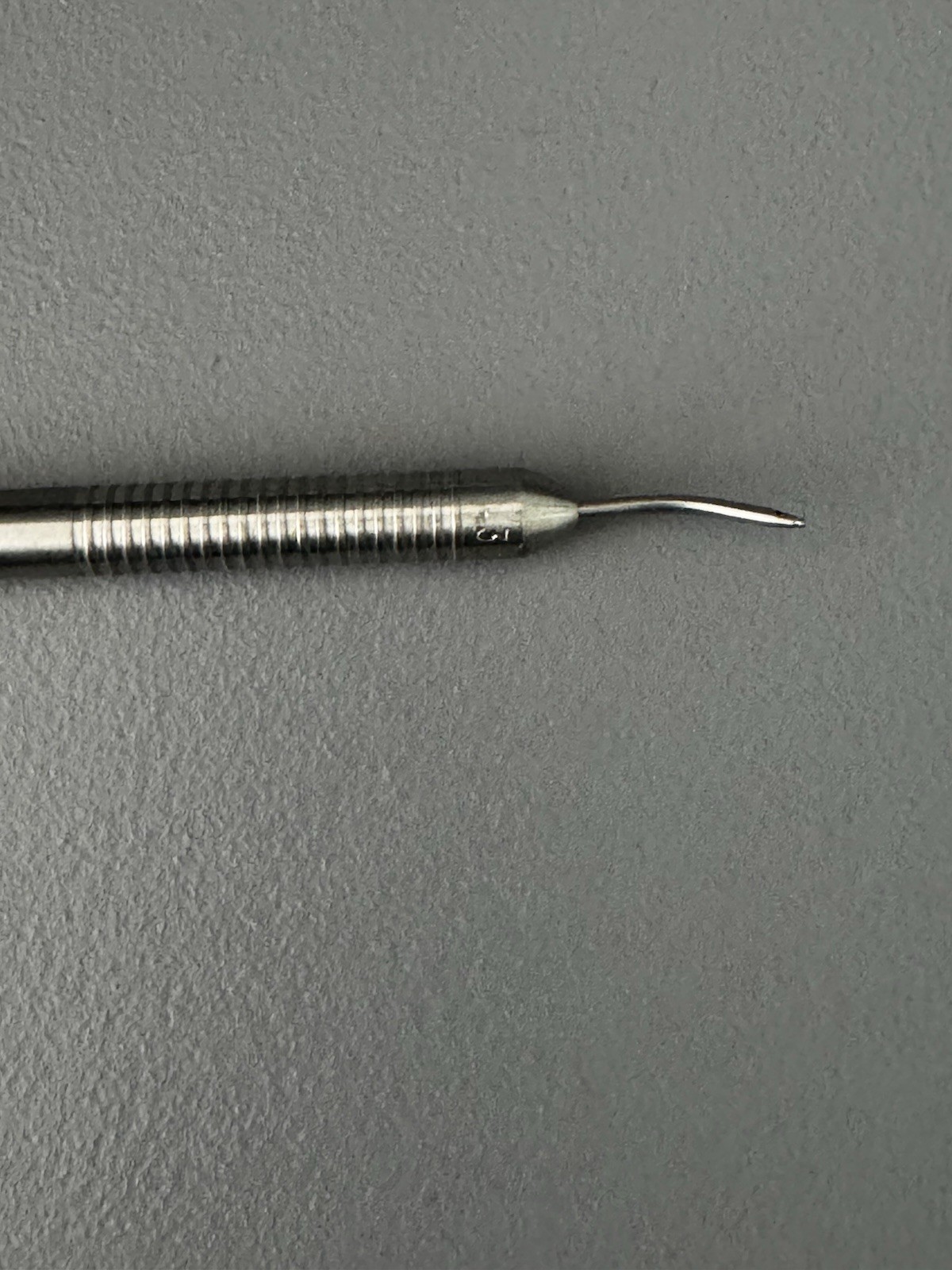 Storz Ophthalmic Irrigating Aspirating Handpiece 17 Gauge 0.3m Curved MVS1063SX