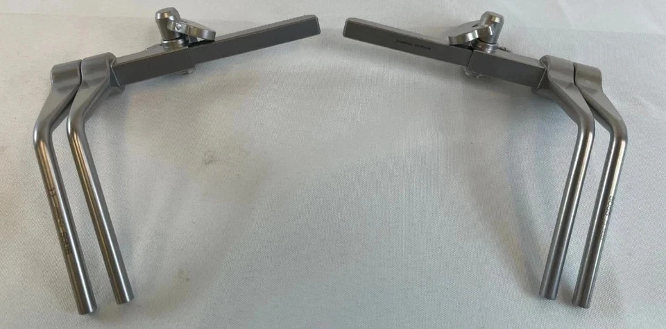 Boss Instruments 73-2587 & 73-2588 CVB Distractors Left & Right 100mm Rack Neuro