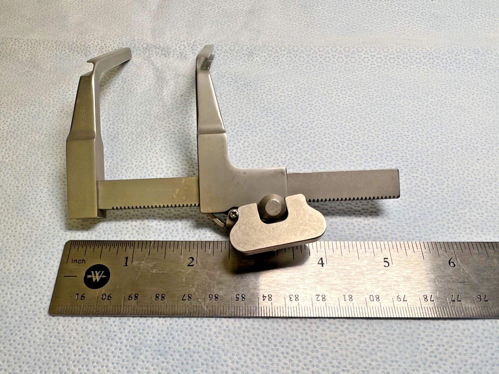 V. Mueller S-0104 Shadow-Line Right Distractor, 120mm, Neurolog, Spine