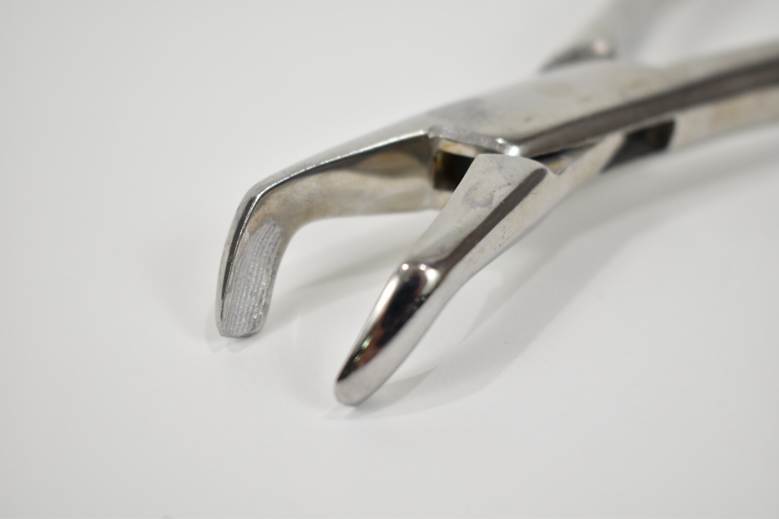 Dentist Extracting Forceps 222 Lower Molars Surgical Stainless Steel