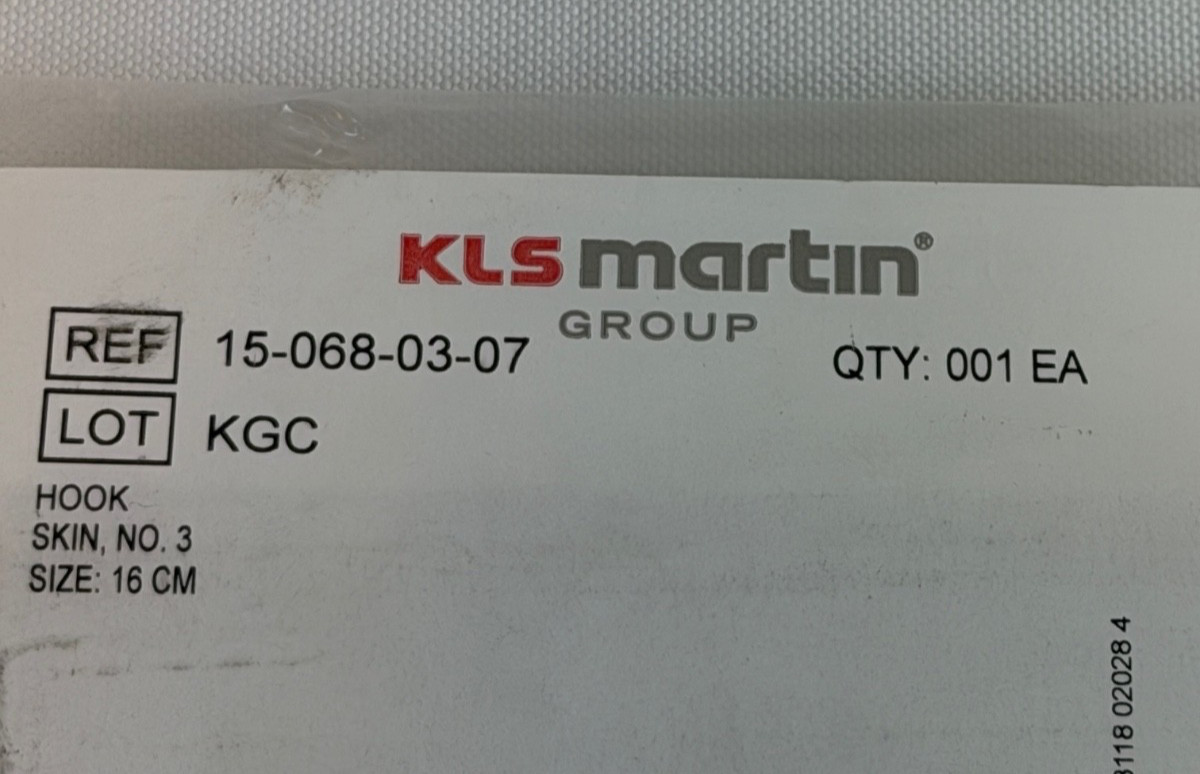 KLS Martin 15-068-03-07 Micro Skin Hook Single Hook 16cm Length Neuro Ortho