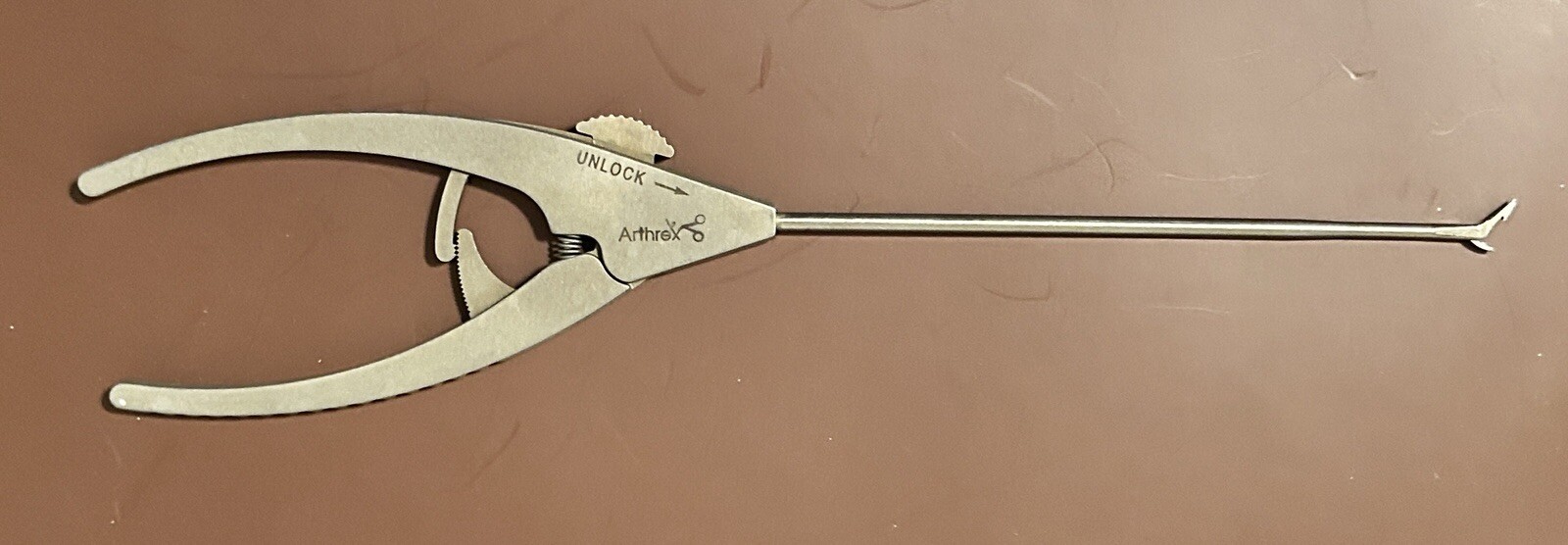 Arthrex AR-11805W 2.75 BirdBeak, 45° Up Tip, Inverted Jaw w/WishBone Handle