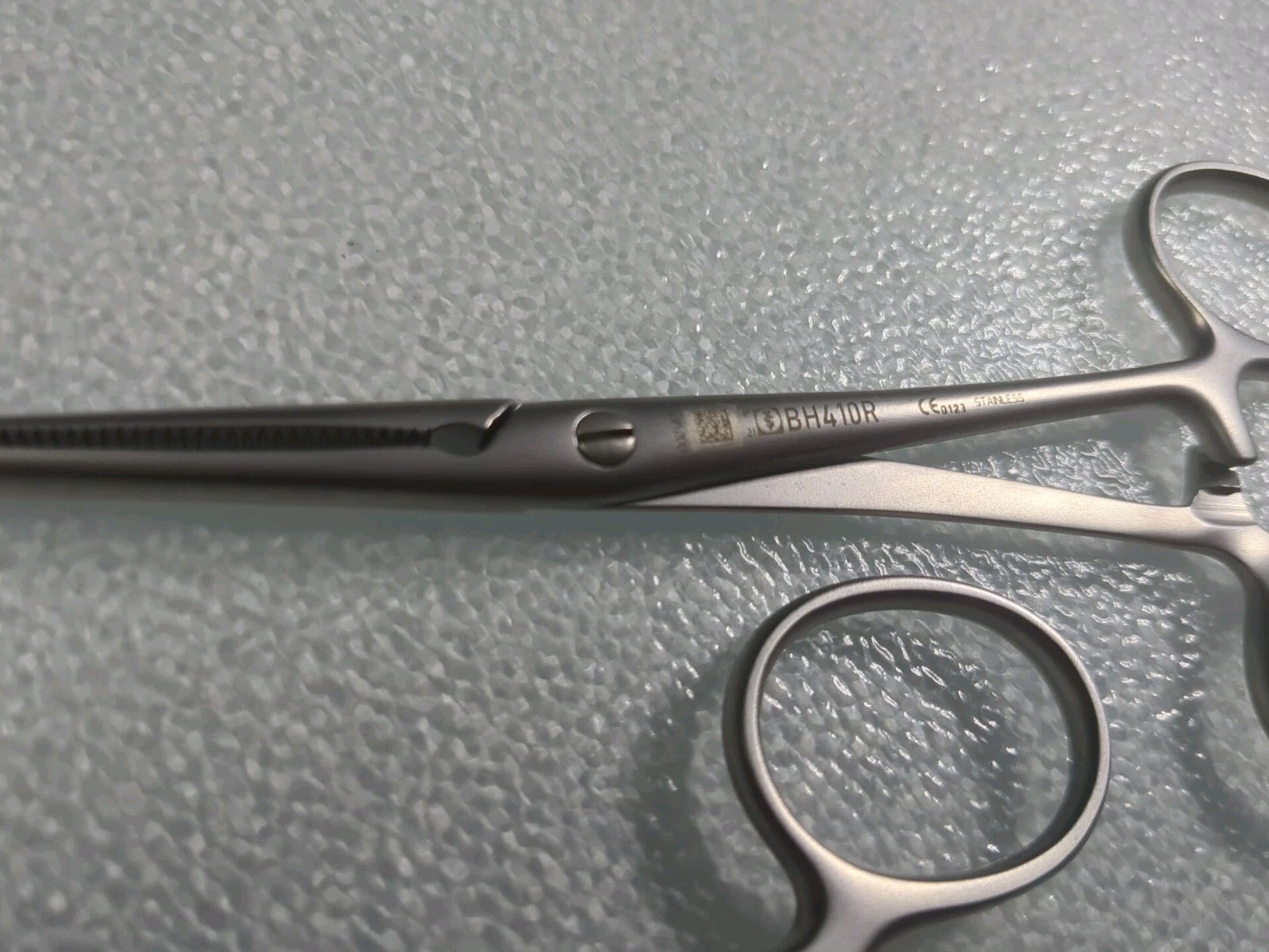 Lot of 2 Aesculap BH410R Hemostatic Forceps