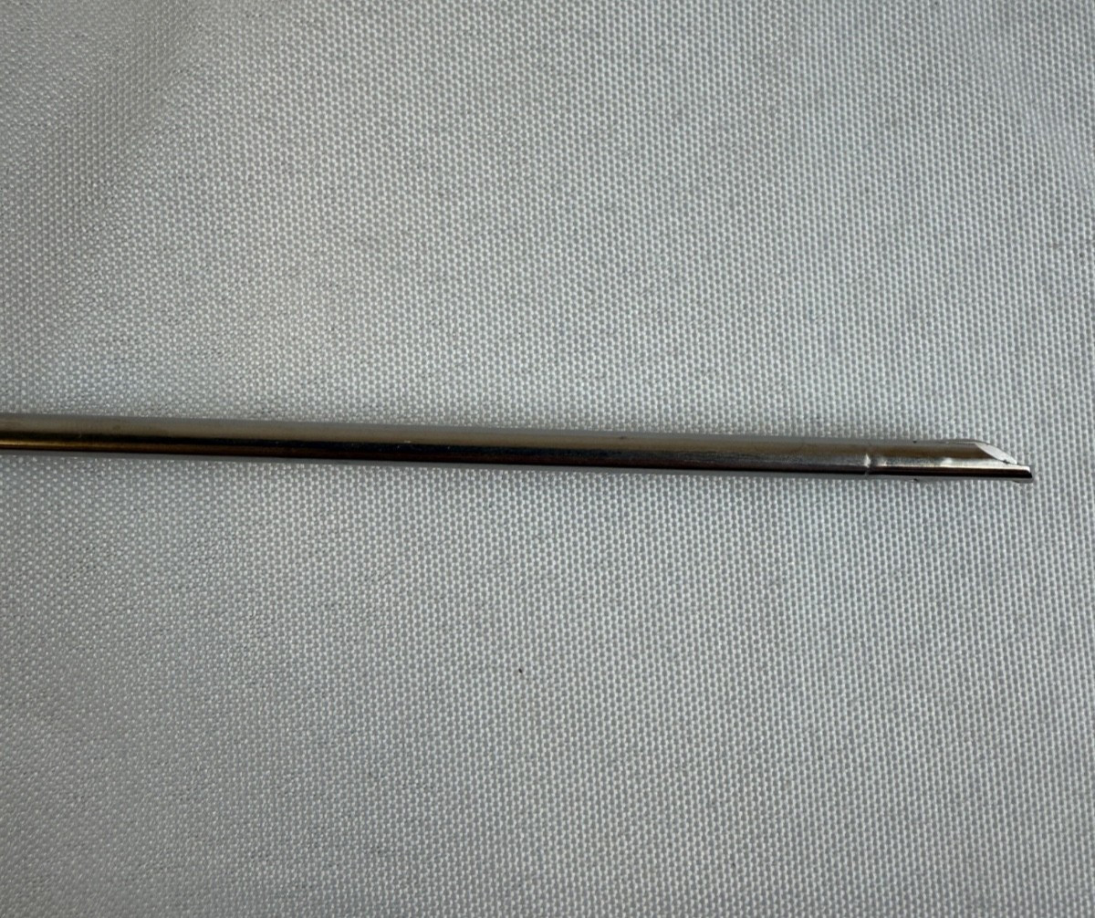 Shutt Linvatec 1.1003 Straight 3.4mm Shaft Mini Tip Forceps 130mm Arthroscopy