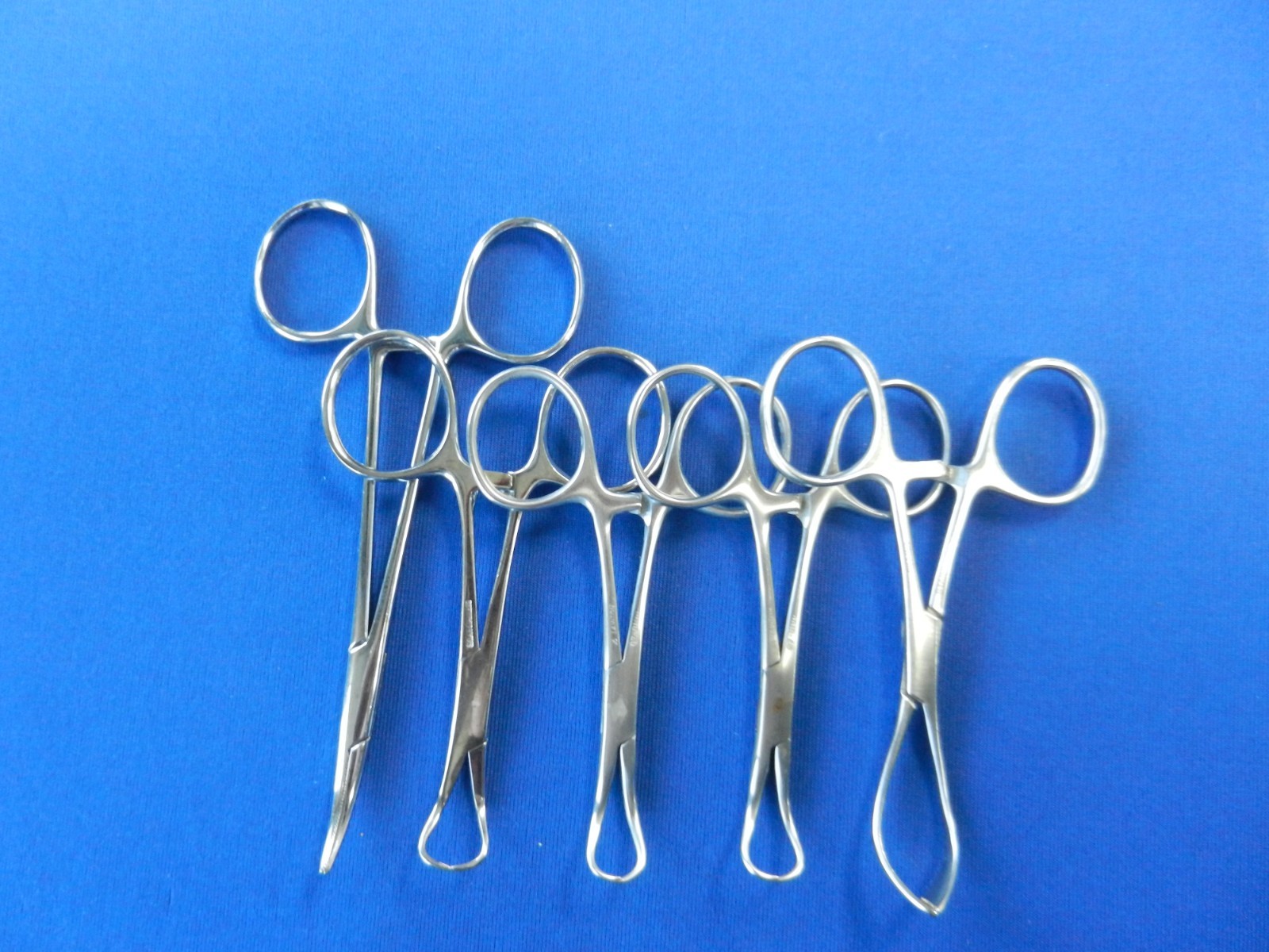 Codman Jarit Lawton Lot of 10 Curved Forceps Approx. 9-12.5cm Length