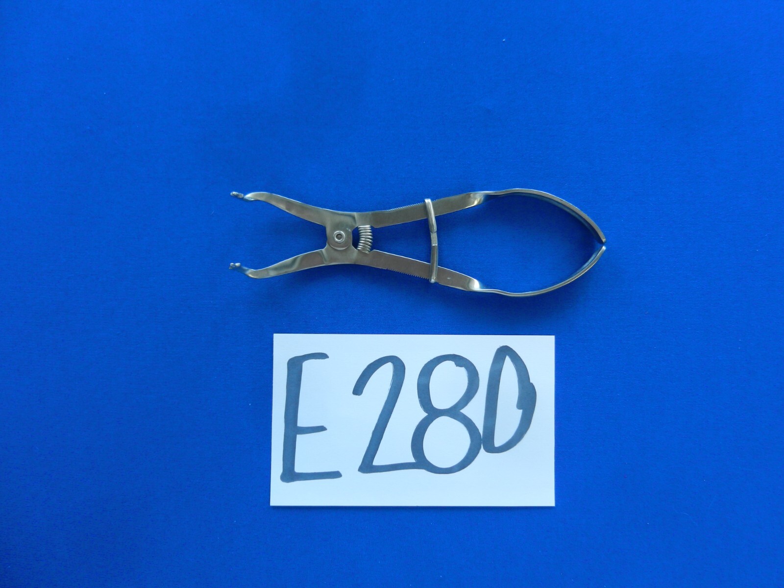 E280 Benco Dental Rubber Dam Clamp Forceps 1696-784