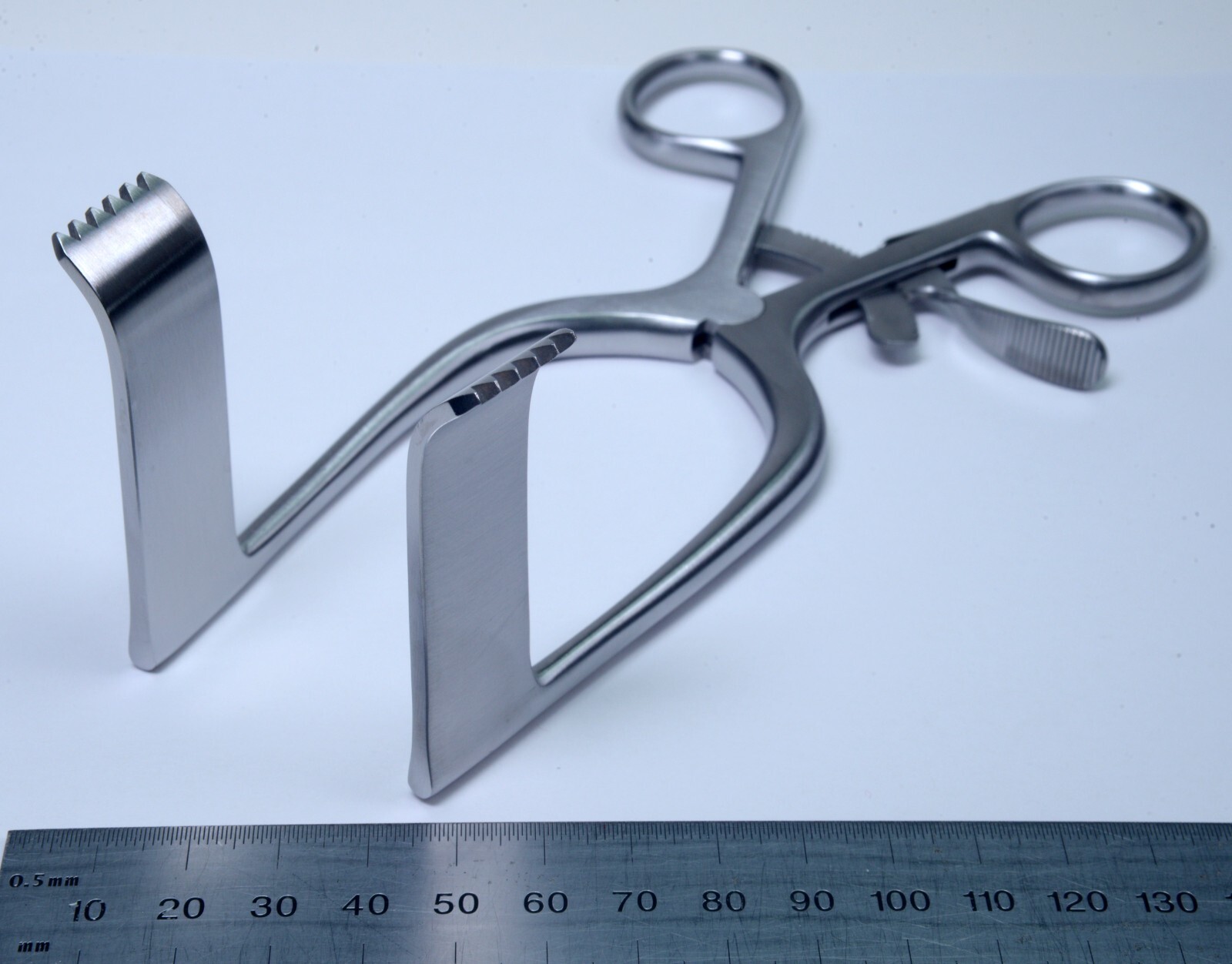 Boss Instruments #73-1109 Meyerding Retractor 7″ Stainless Steel Surgical