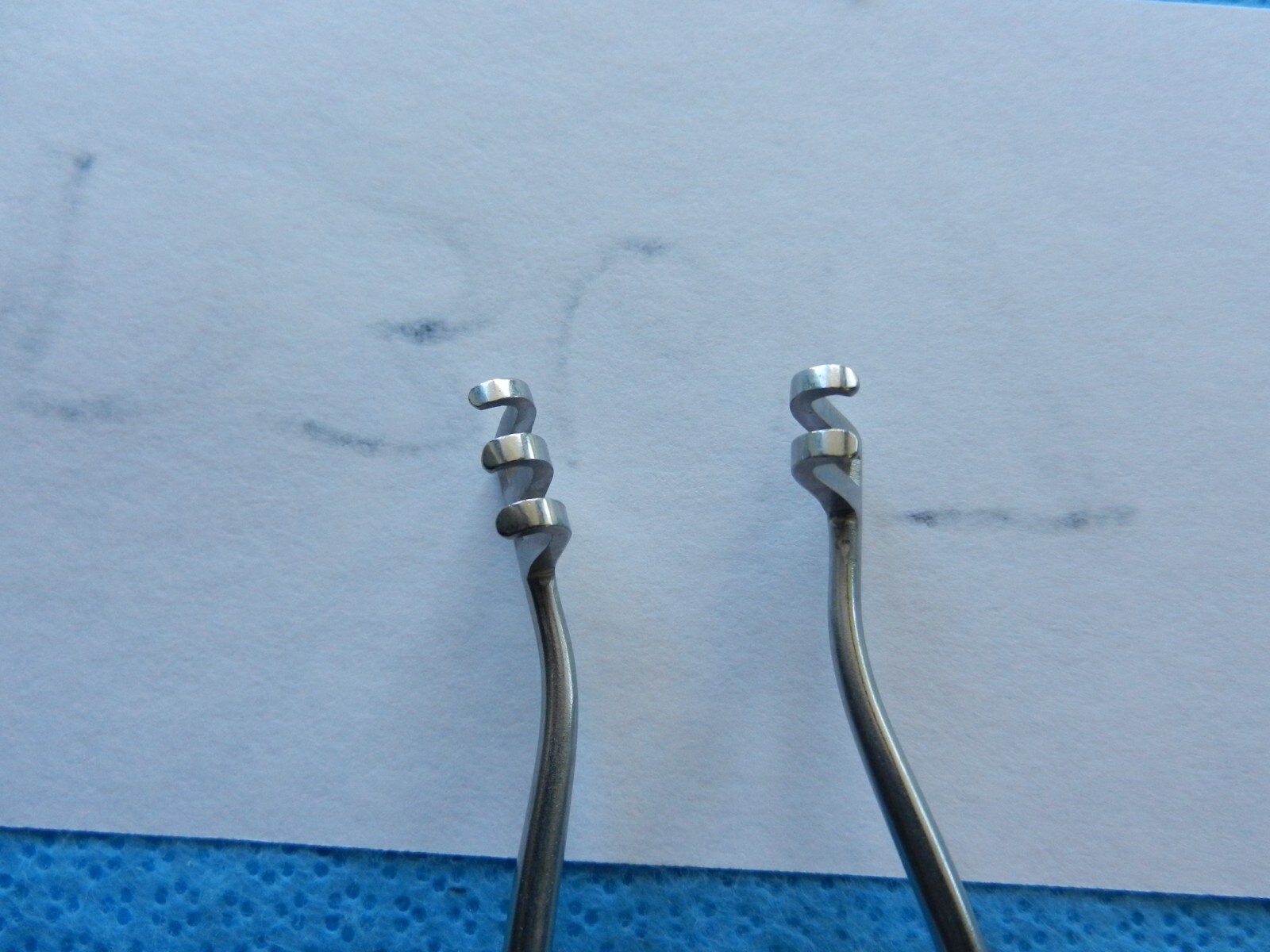 D3617 Aesculap Surgical 2 X 3 Weitlaner Retractor BV73