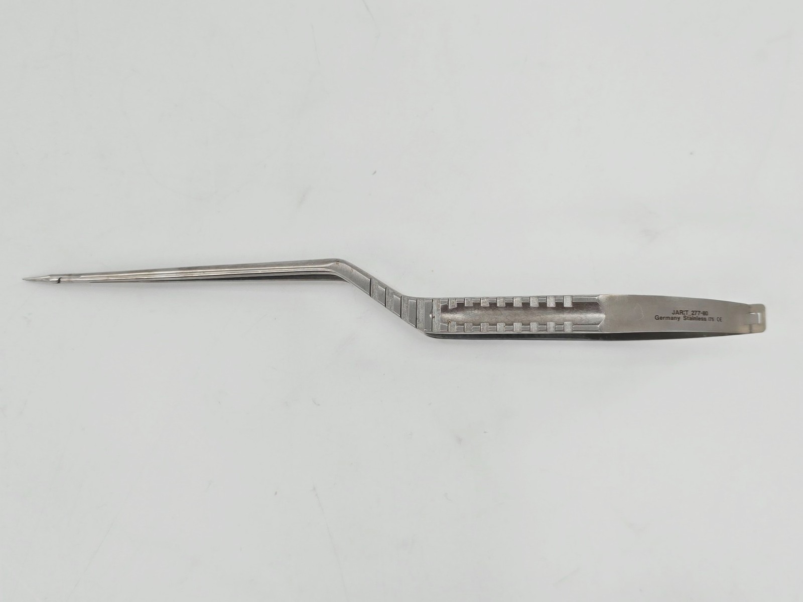 Jarit 277-110 Yasargil Needle Holder Straight Flat Bayonet Handle ENT 8-3/4″