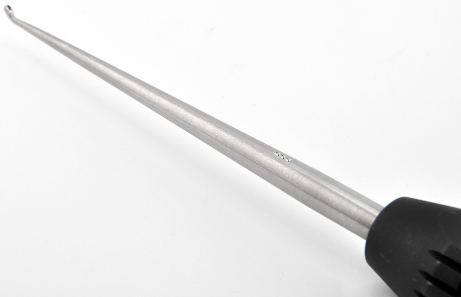 AESCULAP MN052R Oval Orthopedic Spine Bone Curette Tip 3.5x5mm #000 15″ long XL