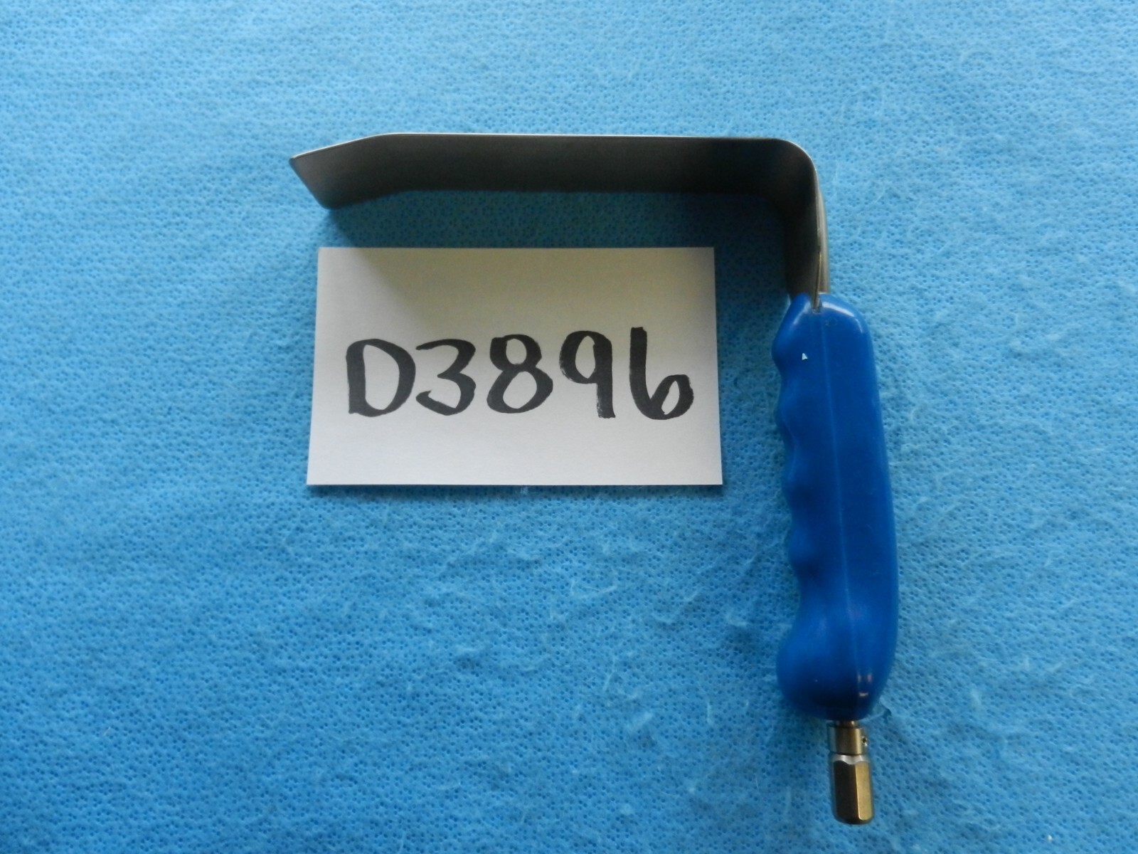 D3896 Codman Symmetry Surgical 1-1/2in X 6in Britetrac Retractor 24-3146