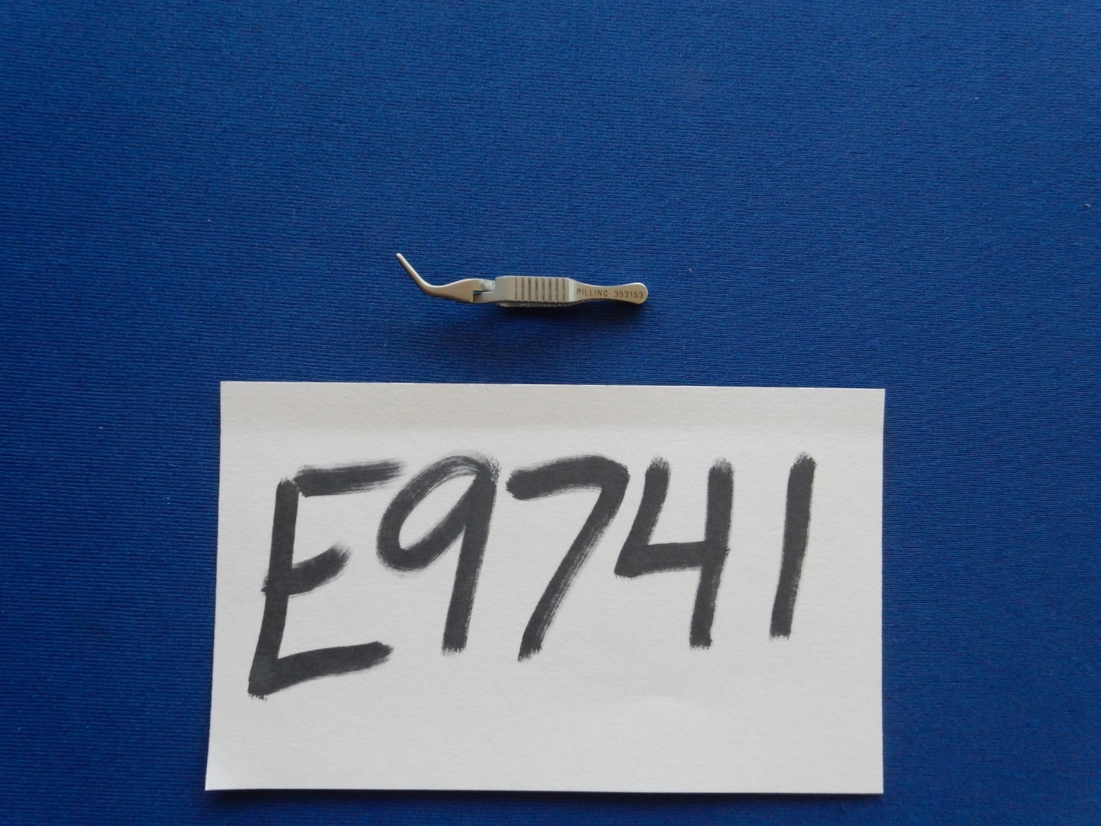 Pilling 353153 Diethrich Bulldog Clamp 8mm Tip 1-7/8″