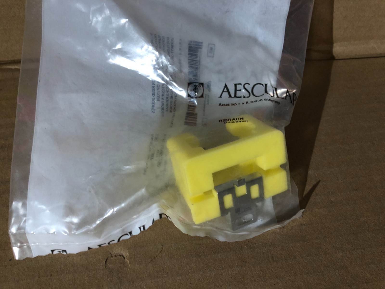 Aesculap JG367 Silicone Scope Holding Clamp for reading scopes- New
