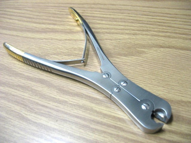 TC CNS FRONT AND SIDE PIN WIRE CUTTER 7″ ORTHOPEDIC