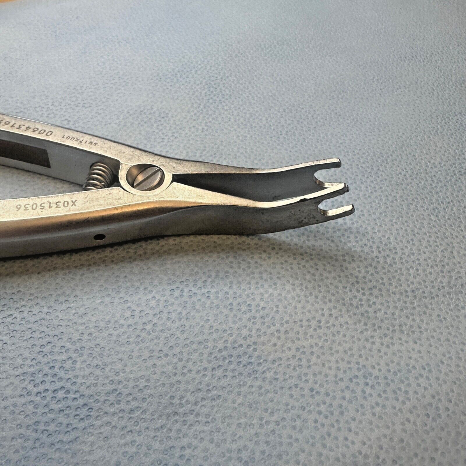 Medtronic Sofamor Danek X0315036 Compressor Pliers