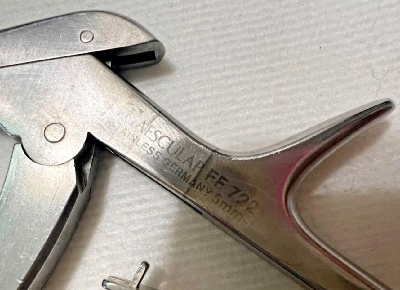 Aesculap FF722 Orthopedic Kerrison Rongeur 5mm X 40° UpBite 7″ Length Neurology