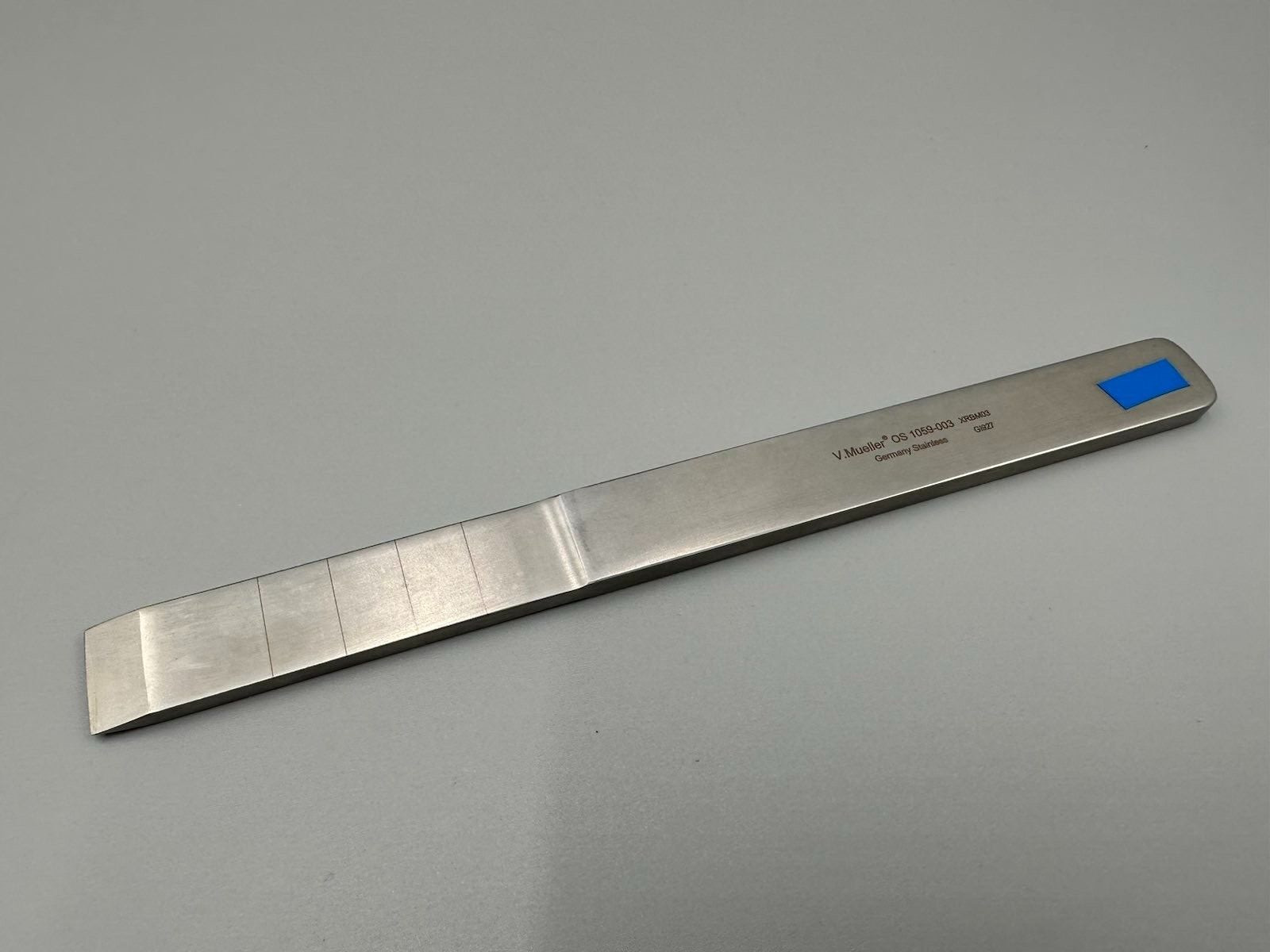 V Mueller OS 1059-003 Osteotome, 16mm Width, Flat, Straight, 7.25″ L