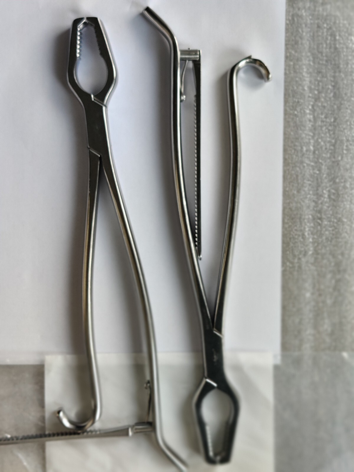 V MUELLER GERMANY OS910 003H KERN BONE HOLDING FCPS 13″ LONG USED V NICE