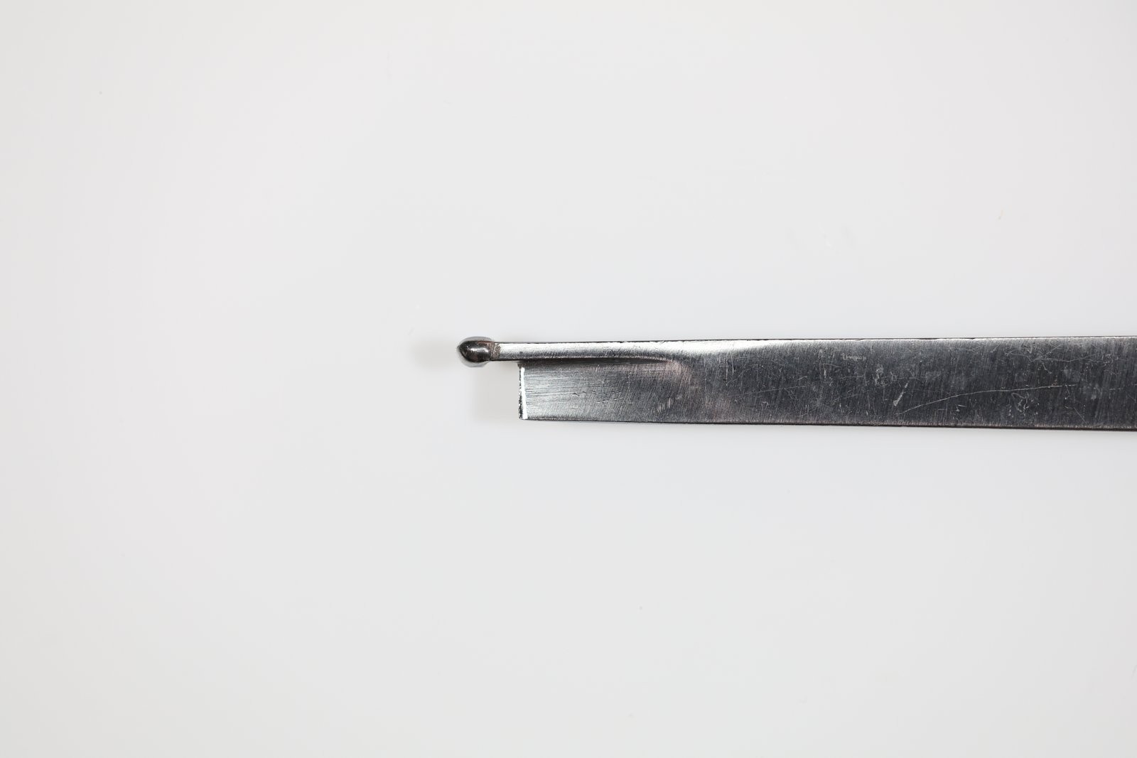 KLS Martin 38-780-00 Bauer Osteotome, Straight, 4mm Wide Blade, 8in