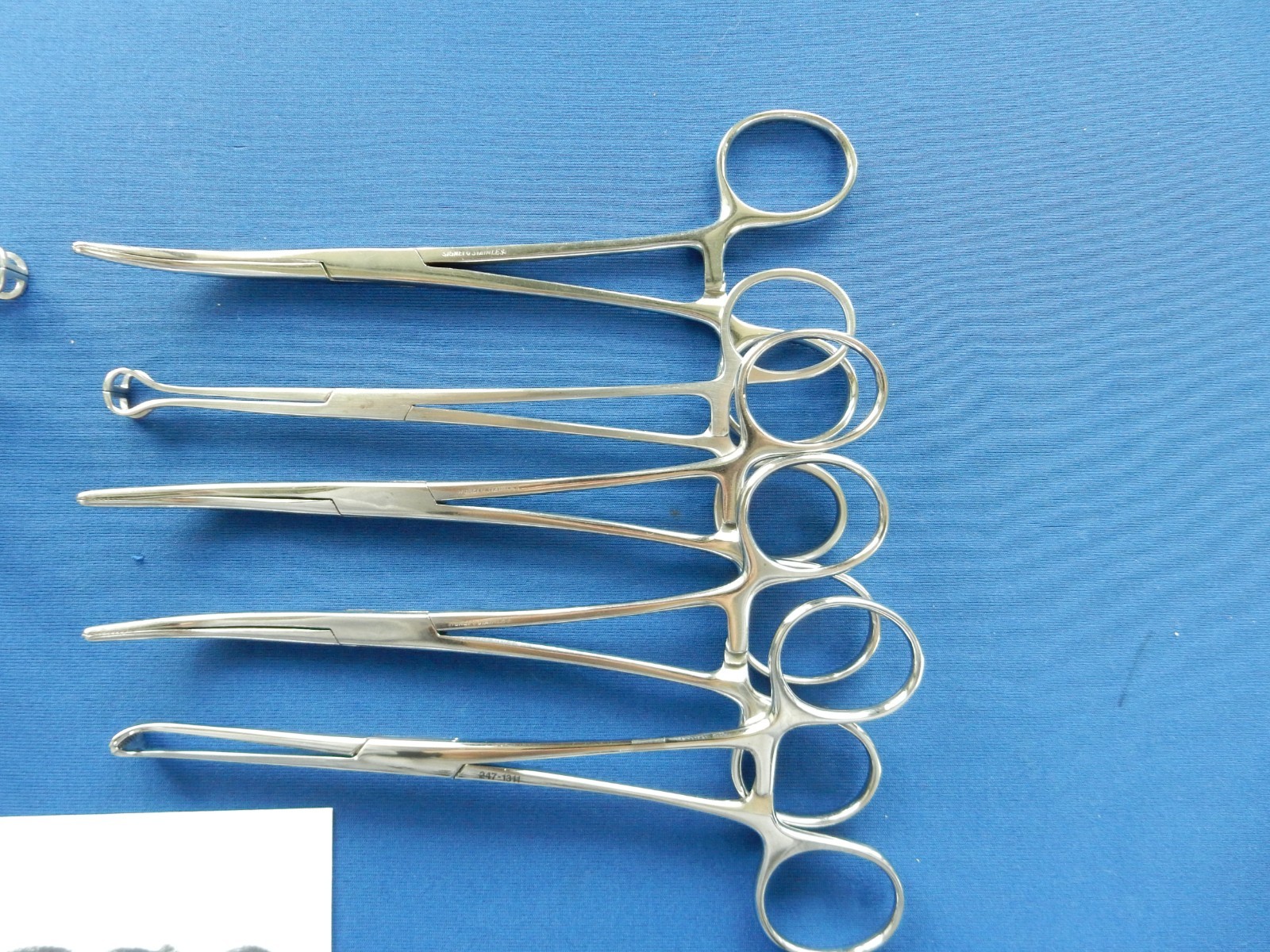 V. Mueller Jarit Lot of 10 Straight & Curved Forceps 13-16cm Overall Length
