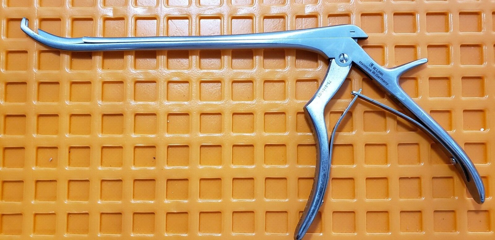 W.LINK 75-3151/03 Surgical Orthopedic Kerrison Rongeur 3mm Up 40 Degree 8″ Shaft