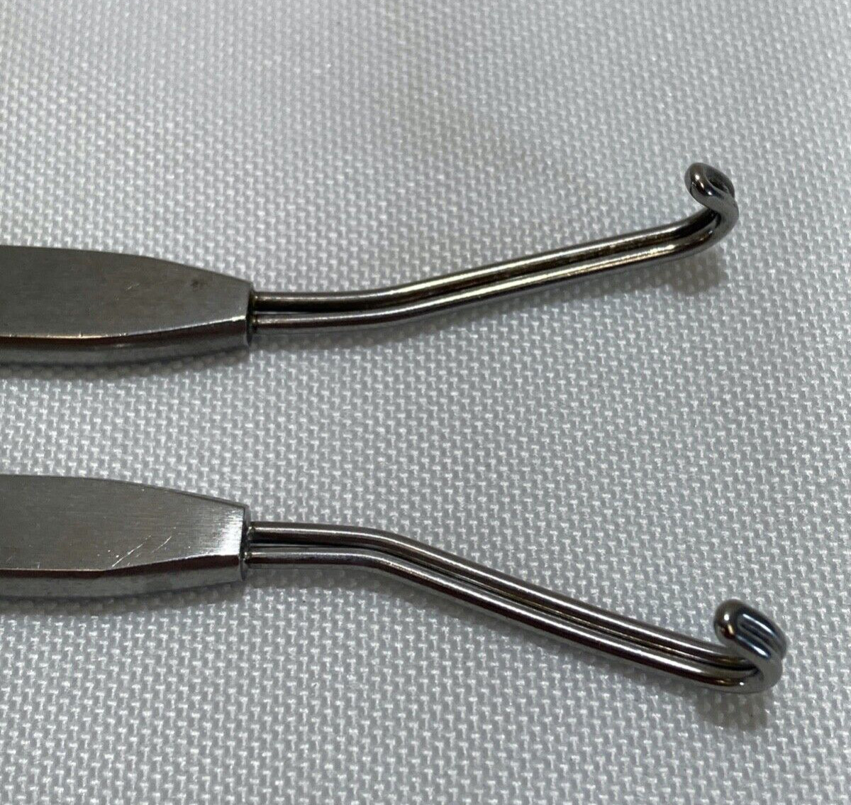 XOMED Medtronic 3714451 & 2 Goldman Knife Guide & Retractor R/L 172mm ENT