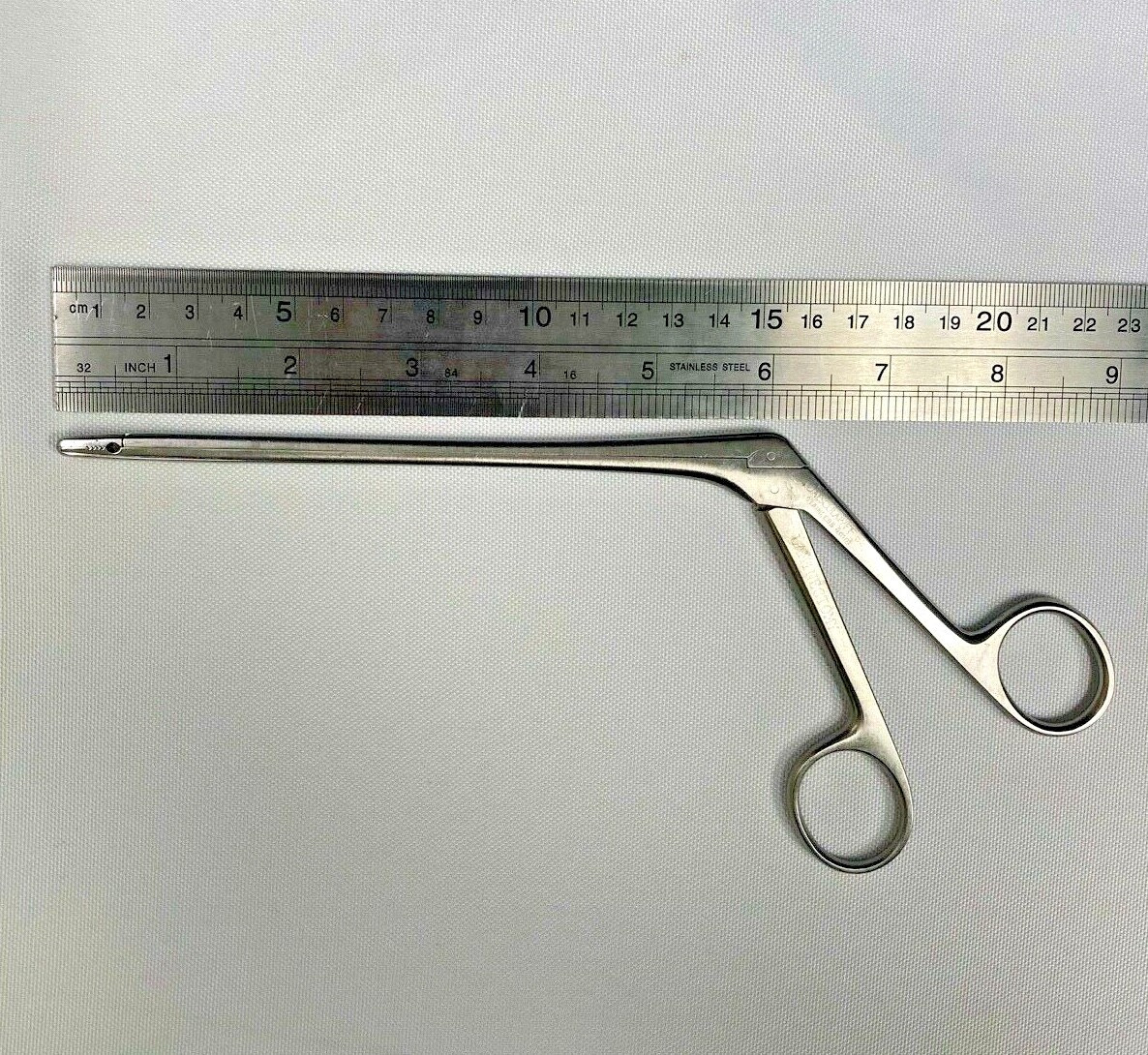 Aesculap FF534 Caspar Rongeur Straight 4mm x 14mm x 6″ w/ Teeth Neurology Spine