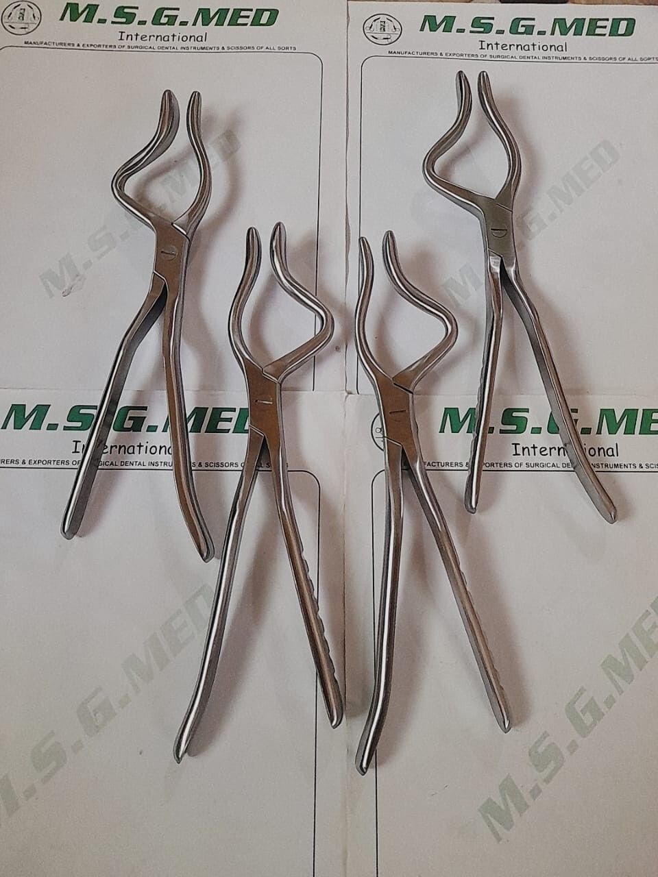 Professional Best Quality Rowe Maxillary Disimpaction Forceps 2PCS Set Offer
