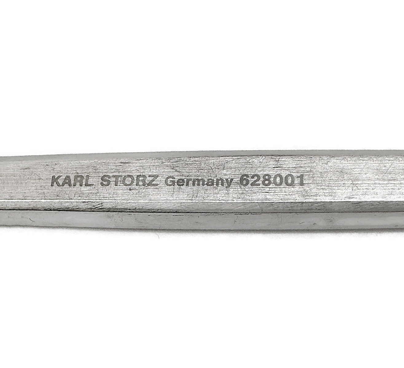 KARL STORZ 628001 Pointed Sickle Knife Cutting 9mm 7.5″ German Stainless