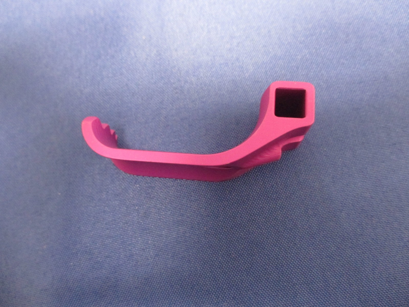 Tedan PHANTOM MC LIGHTED, NARROW MUSCLE BLADE OFFSET, 22X50MM, VIOLET LS-0501
