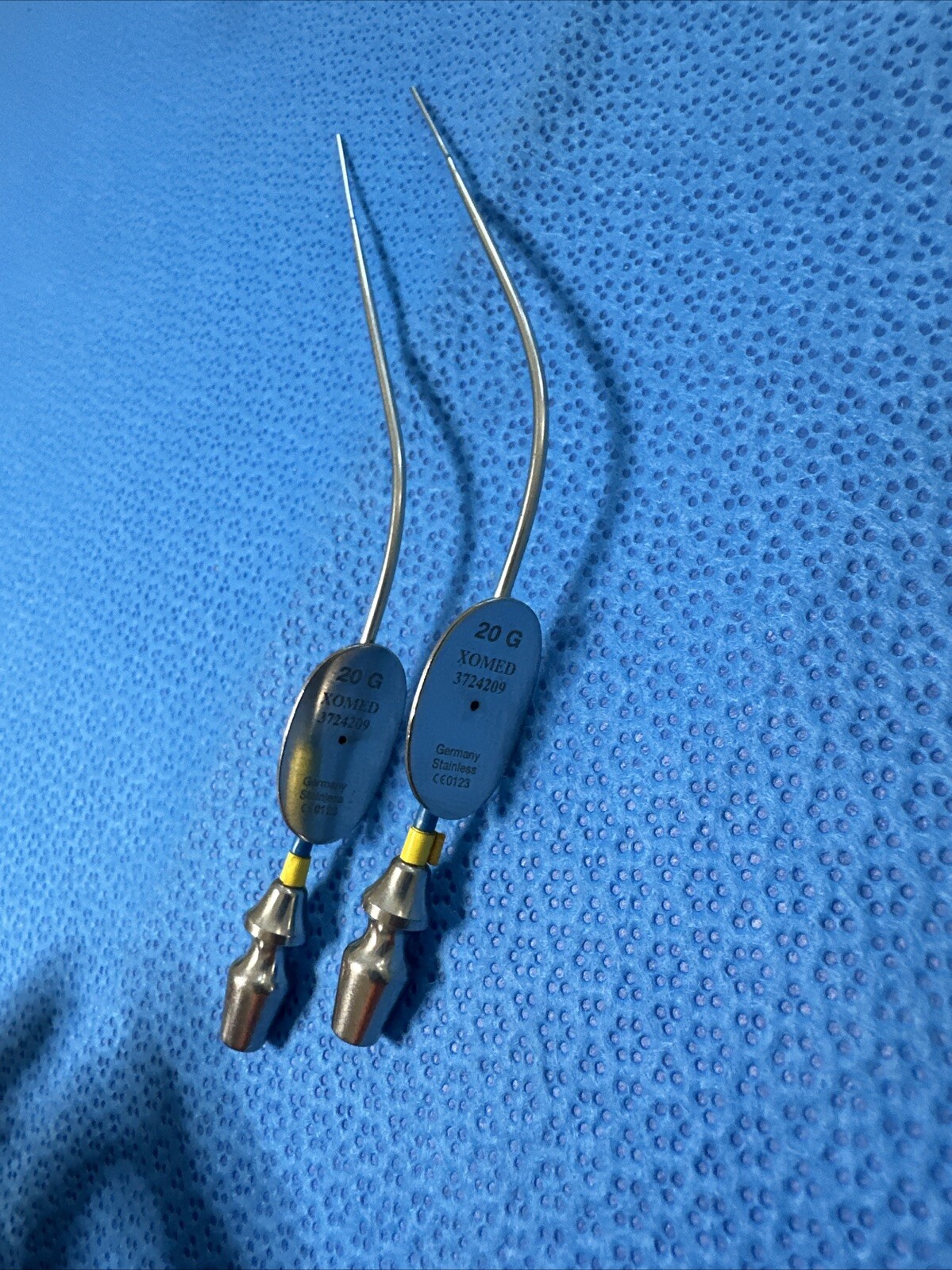 A lot of MEDTRONIC XOMED SUCTION TUBE