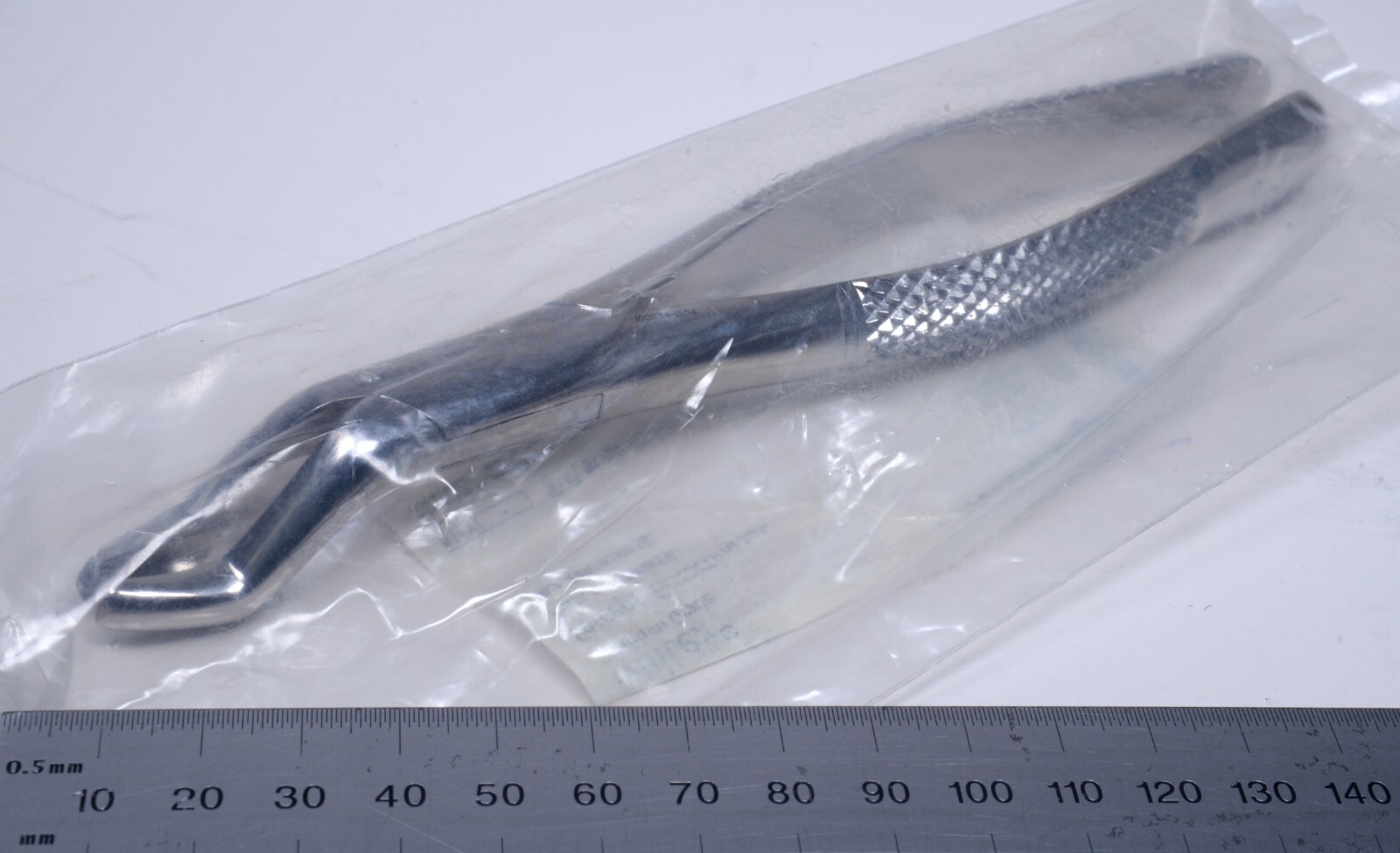 Integra Miltex #DEF53L Extracting Forceps 7¼” Stainless Surgical 53L Dental
