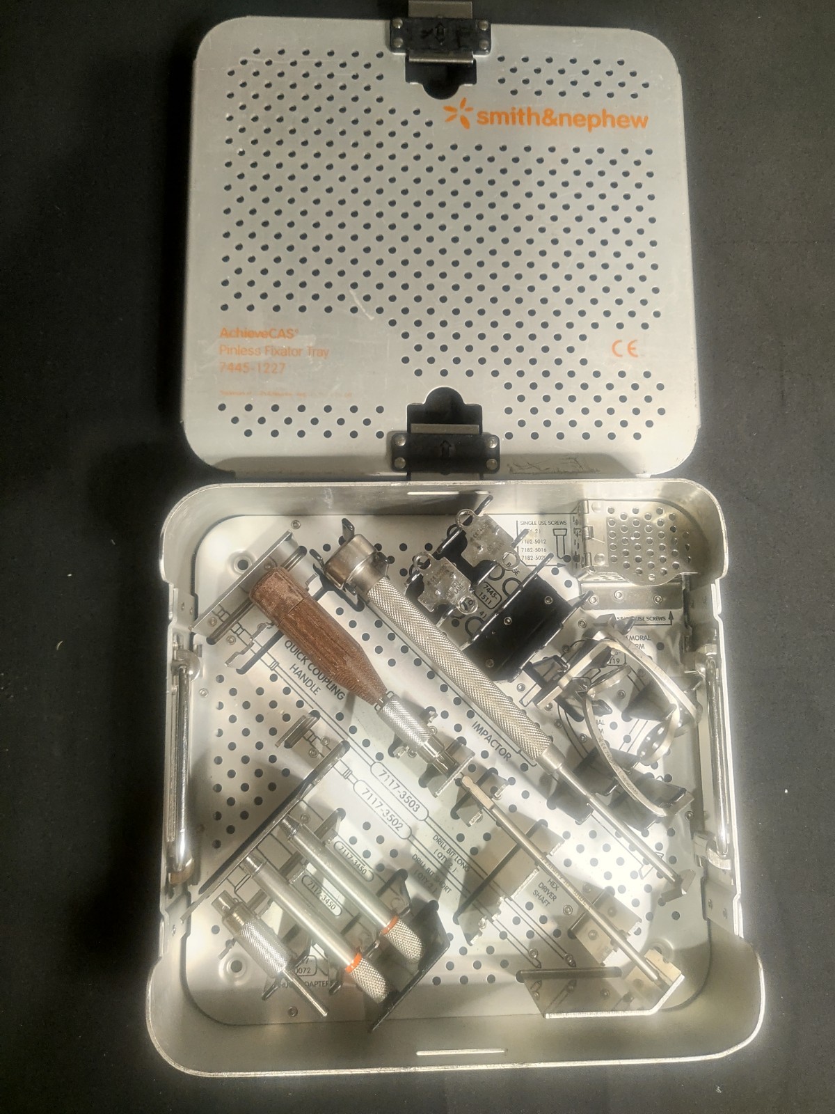 Smith & Nephew AchieveCAS Pinless Fixator with Tray 7445-1227 Used *READ DESC*