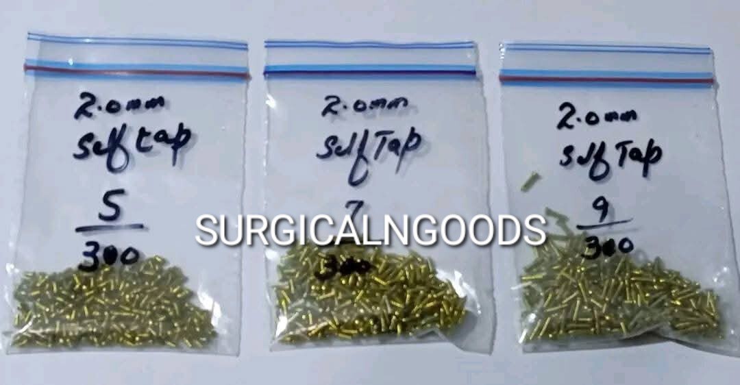 Maxillofacial CMF Titanium Screws 1.5mm, 2.0mm, 2.5mm 470pc With 3 Drivers